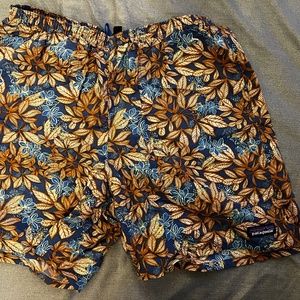 Patagonia Baggies Shorts 7in - Floral - Medium